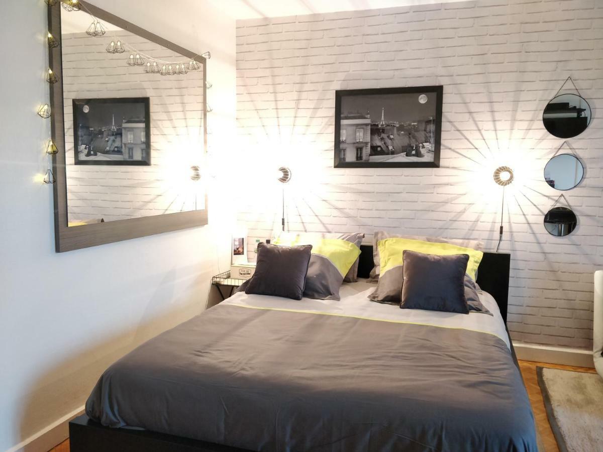 شقة Le Parisien T1Antony-Berny By Beds4Wanderlust - 35M2 Avec Balcon - Aeroport Orly 5Miles - Train Station Rer B Orlyval 1Mile المظهر الخارجي الصورة